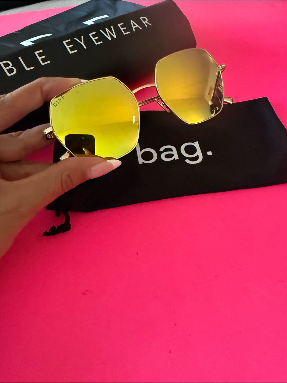 BRAND NEW-Diff Eyewear Gold Frame Yellow Mirror Sunglasses